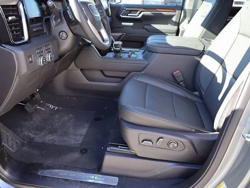 New 2026 GMC Sierra 1500 Denali w/ Technology Package AWD/4WD image 11