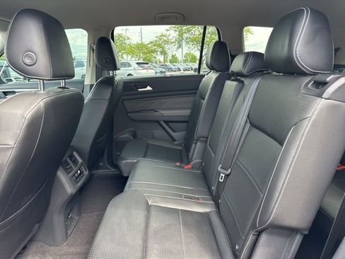 Used 2022 Volkswagen Atlas SE image 17