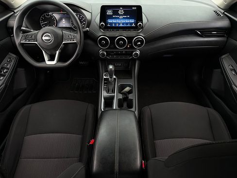 Used 2024 Nissan Sentra SV FWD image 8