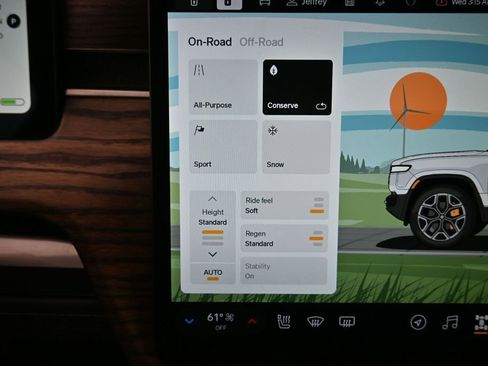 Used 2024 Rivian R1S Adventure AWD/4WD image 16