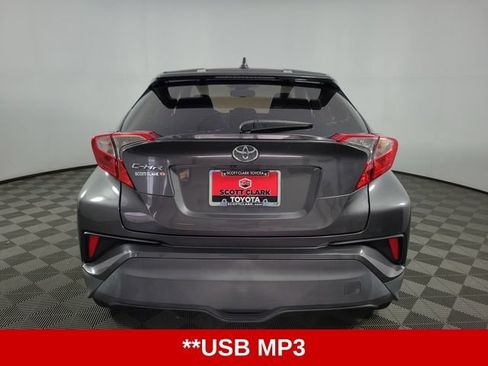 Used 2019 Toyota C-HR LE FWD image 7