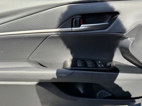 Certified 2025 Toyota Camry SE AWD/4WD image 15