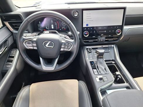 Used 2024 Lexus GX 550 AWD/4WD image 11