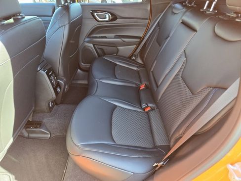 New 2026 Jeep Compass Latitude AWD/4WD image 36