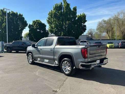 Used 2020 GMC Sierra 1500 SLT w/ SLT Premium Plus Package AWD/4WD image 7