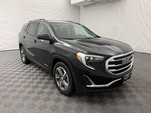 Used 2021 GMC Terrain SLT w/ Infotainment Package II image 4