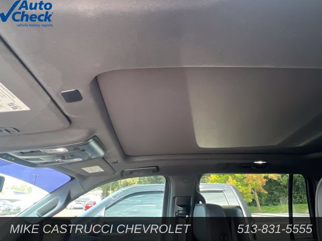 Used 2022 Chevrolet Suburban RST AWD/4WD image 8