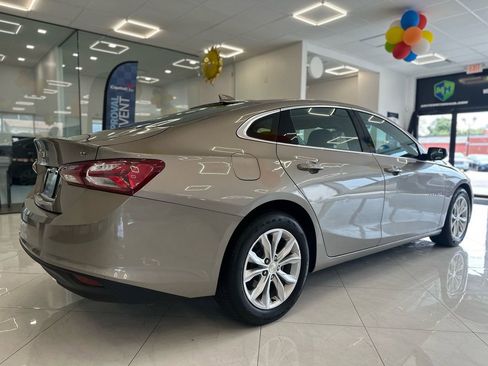 Used 2022 Chevrolet Malibu LT image 12