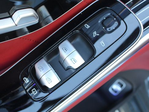 New 2025 Mercedes-Benz S 580 4MATIC Sedan image 14