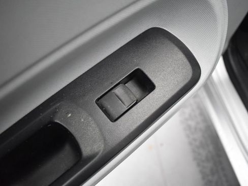 Used 2012 Toyota Prius C One FWD image 10