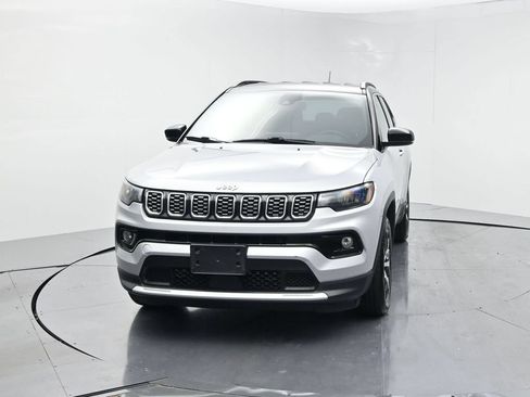 Used 2024 Jeep Compass Limited AWD/4WD image 21