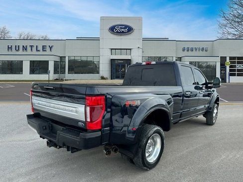 Used 2022 Ford F450 Platinum w/ FX4 Off-Road Package image 5