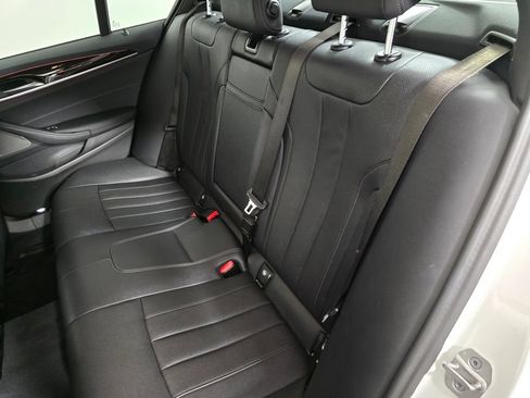 Used 2023 BMW 540i xDrive w/ M Sport Package AWD/4WD image 19