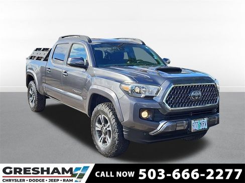 Used 2018 Toyota Tacoma TRD Sport w/ Technology Package image 1