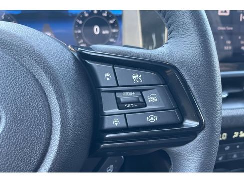 Used 2026 Subaru Outback Premium AWD/4WD image 35