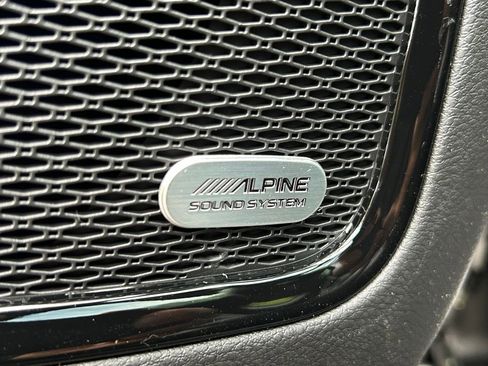 New 2025 Jeep Compass Latitude w/ Sun & Sound Group image 23