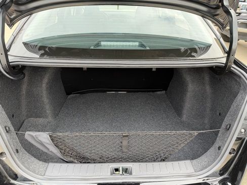 Used 2025 Nissan Versa S w/ Trunk Package image 9