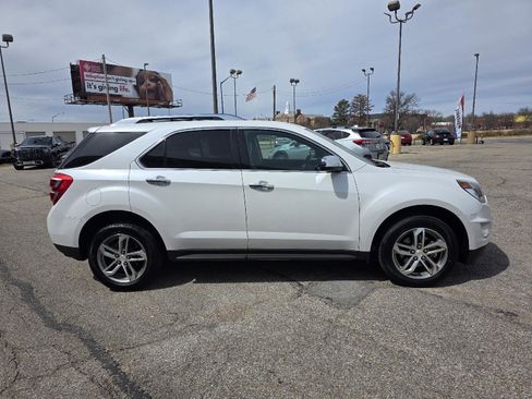 Used 2016 Chevrolet Equinox LTZ w/ Enhanced Convenience Package image 4