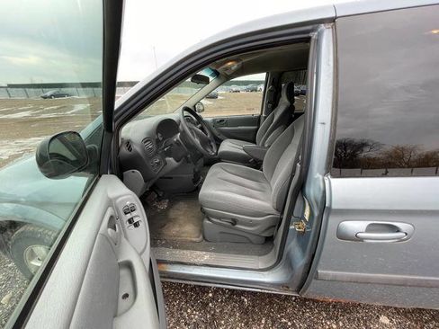 Used 2006 Dodge Caravan SXT image 20