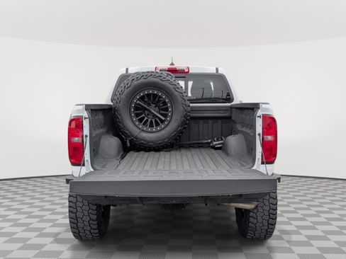 Used 2021 Chevrolet Colorado ZR2 w/ ZR2 Dusk Special Edition AWD/4WD image 14