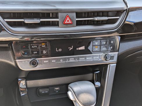 Used 2024 Kia Seltos S FWD image 26