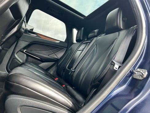 Used 2017 Lincoln MKC Reserve image 15