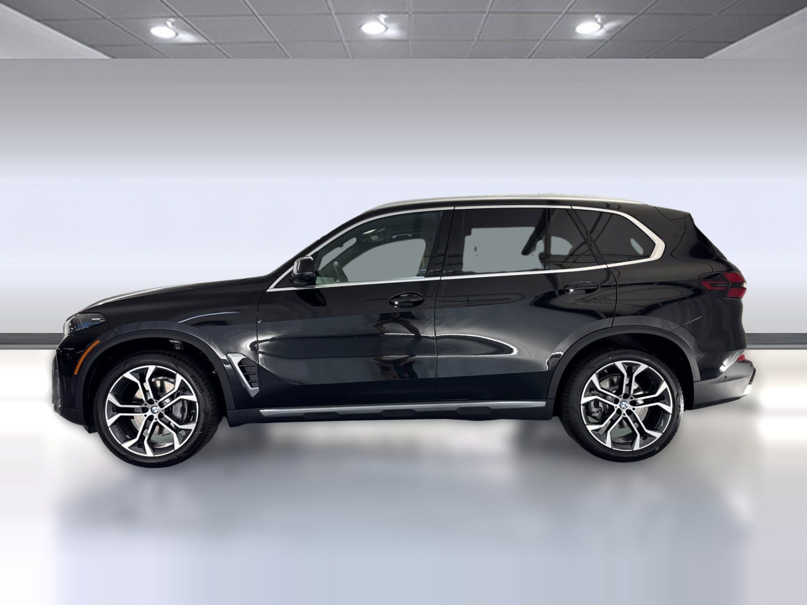 Used 2026 BMW X5 sDrive40i RWD image 2
