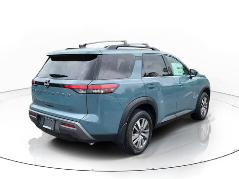 New 2026 Nissan Pathfinder SL FWD image 2