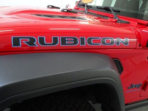 Certified 2025 Jeep Wrangler Unlimited Rubicon 4xe w/ Safety Group AWD/4WD image 25