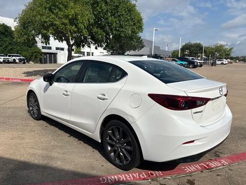 Used 2018 MAZDA MAZDA3 Grand Touring w/ Premium Equipment Package FWD image 7