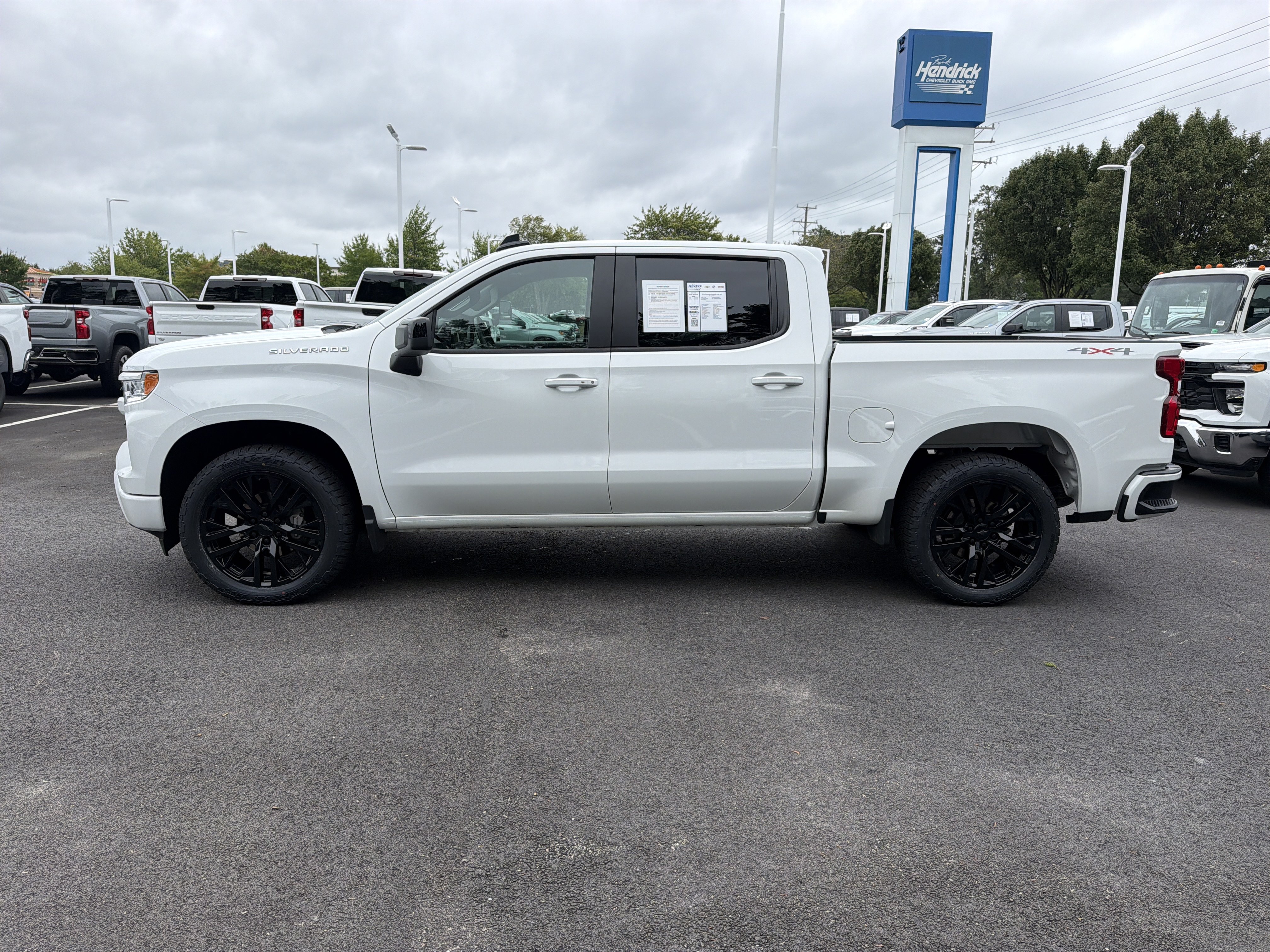 Used 2026 Chevrolet Silverado 1500 RST AWD/4WD image 7