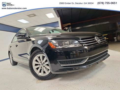 Used 2015 Volkswagen Passat 1.8T Wolfsburg Edition FWD image 2