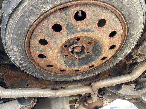 Used 2012 GMC Acadia SLT image 26