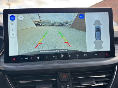 Certified 2025 Ford Escape Platinum w/ Premium Technology Package image 43