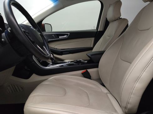Used 2017 Ford Edge Titanium w/ Equipment Group 302A FWD image 17