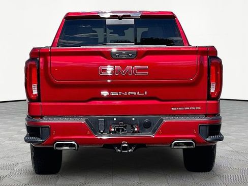 Used 2023 GMC Sierra 1500 Denali AWD/4WD image 6