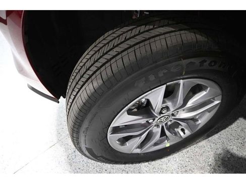 New 2026 Toyota Sienna LE image 11