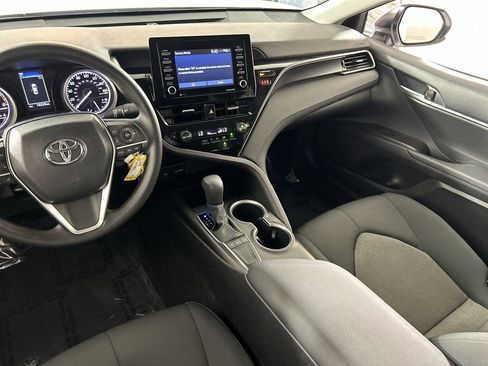 Used 2024 Toyota Camry LE image 22