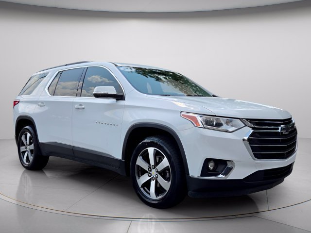 Used 2021 Chevrolet Traverse LT w/ LT Premium Package FWD image 9