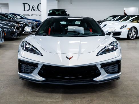 Used 2021 Chevrolet Corvette Stingray Preferred Conv w/ Z51 Performance Package RWD image 2