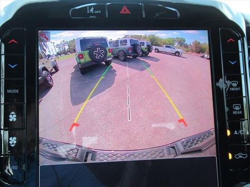 New 2026 RAM 1500 4x4 Crew Cab image 27