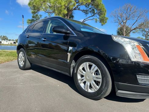 Used 2012 Cadillac SRX Luxury image 4