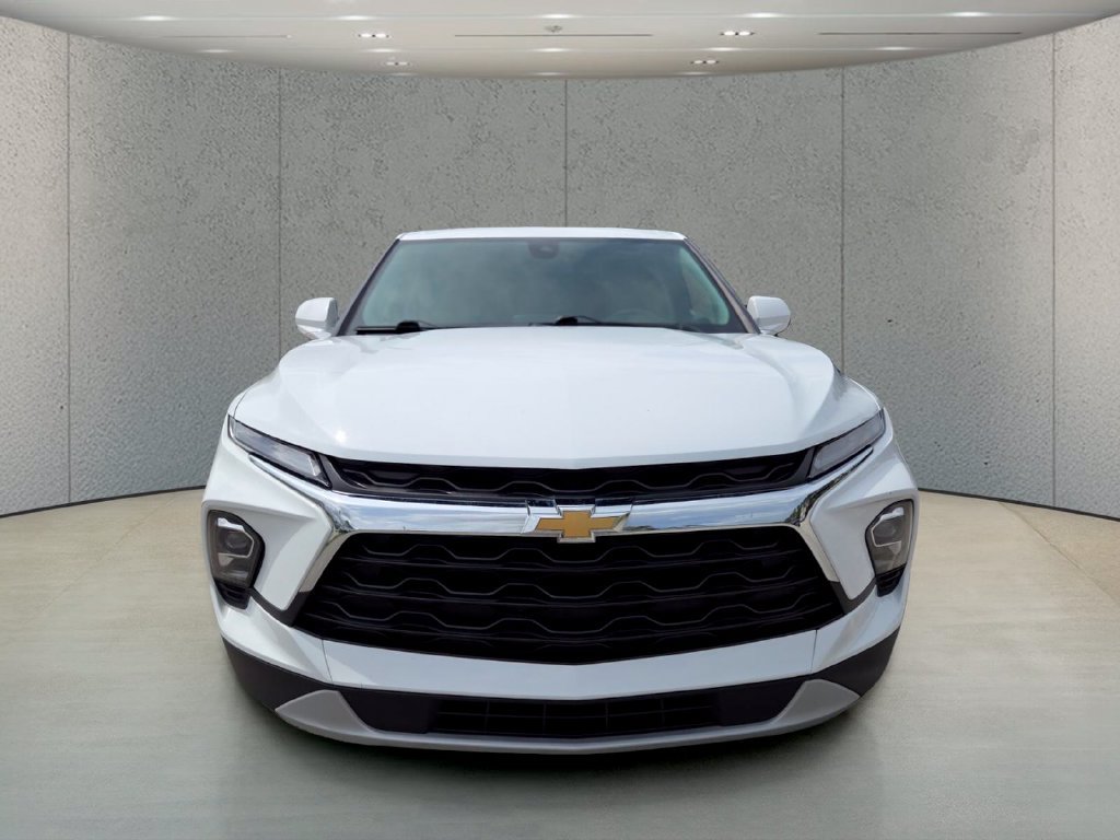 Used 2025 Chevrolet Blazer LT AWD/4WD image 13