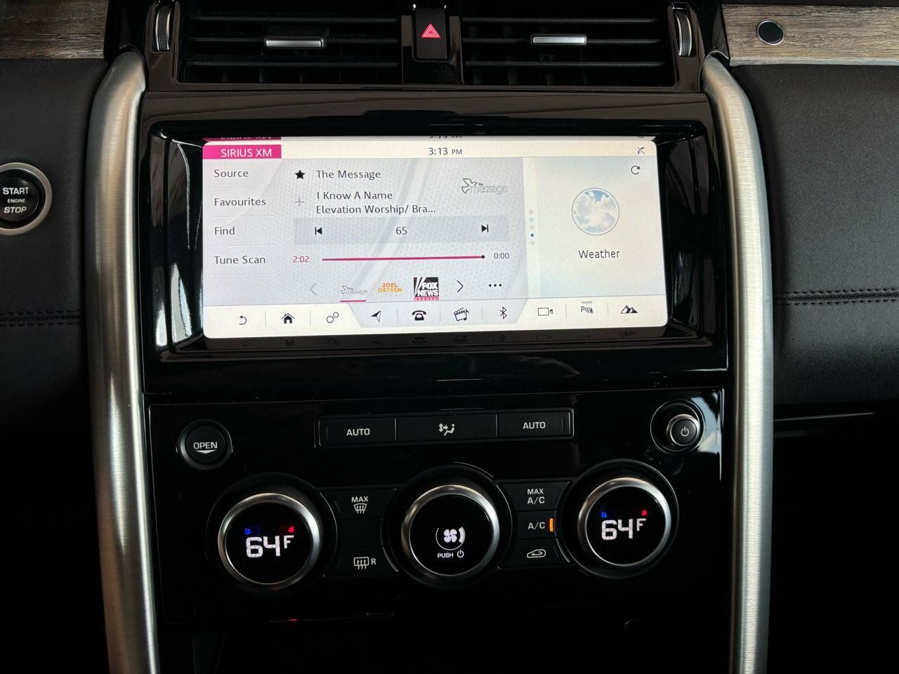 Used 2017 Land Rover Discovery HSE AWD/4WD image 17