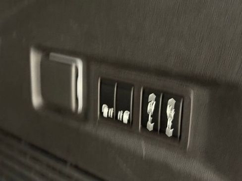 Used 2023 Chevrolet Tahoe High Country w/ Advanced Technology Package image 7