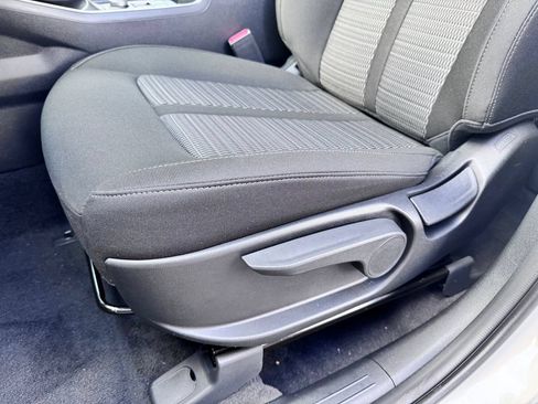 New 2026 Kia Sorento LX FWD image 22