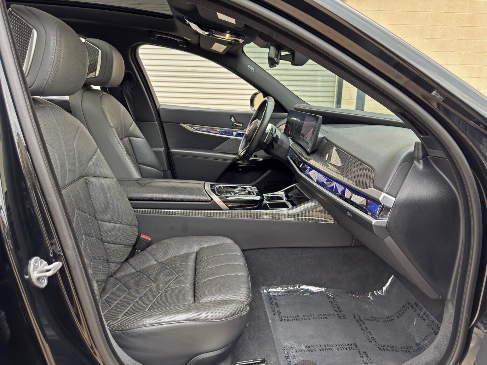 Used 2023 BMW 740i RWD image 16