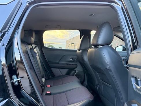 Used 2025 Nissan Kicks SR FWD image 16