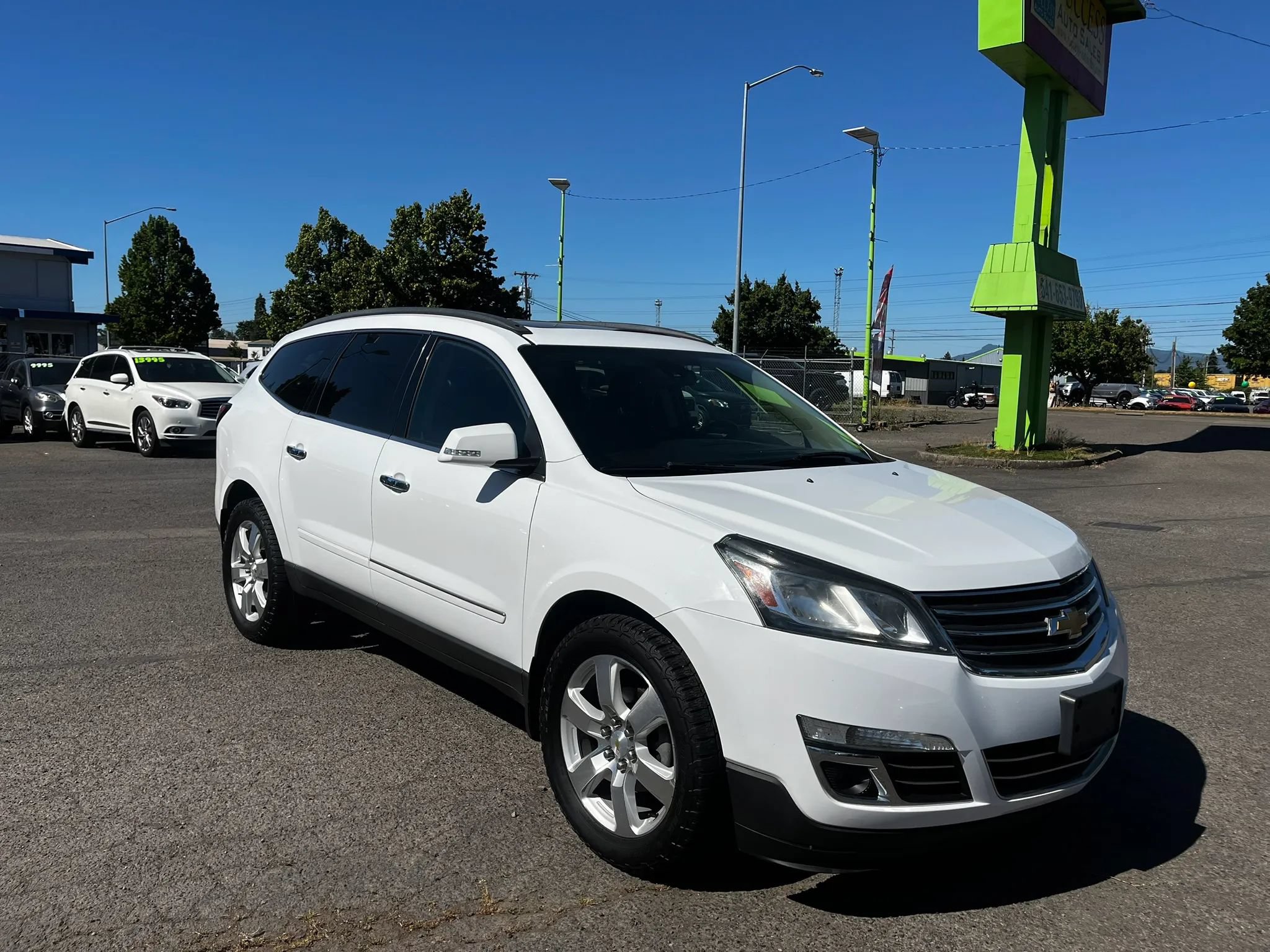 Used 2016 Chevrolet Traverse LTZ AWD/4WD image 1