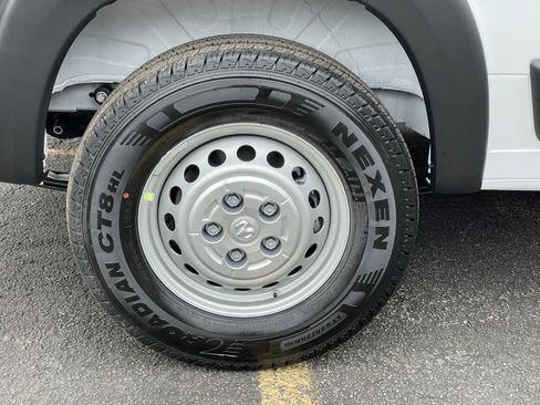 New 2026 RAM ProMaster 2500 w/ Convenience Group image 39